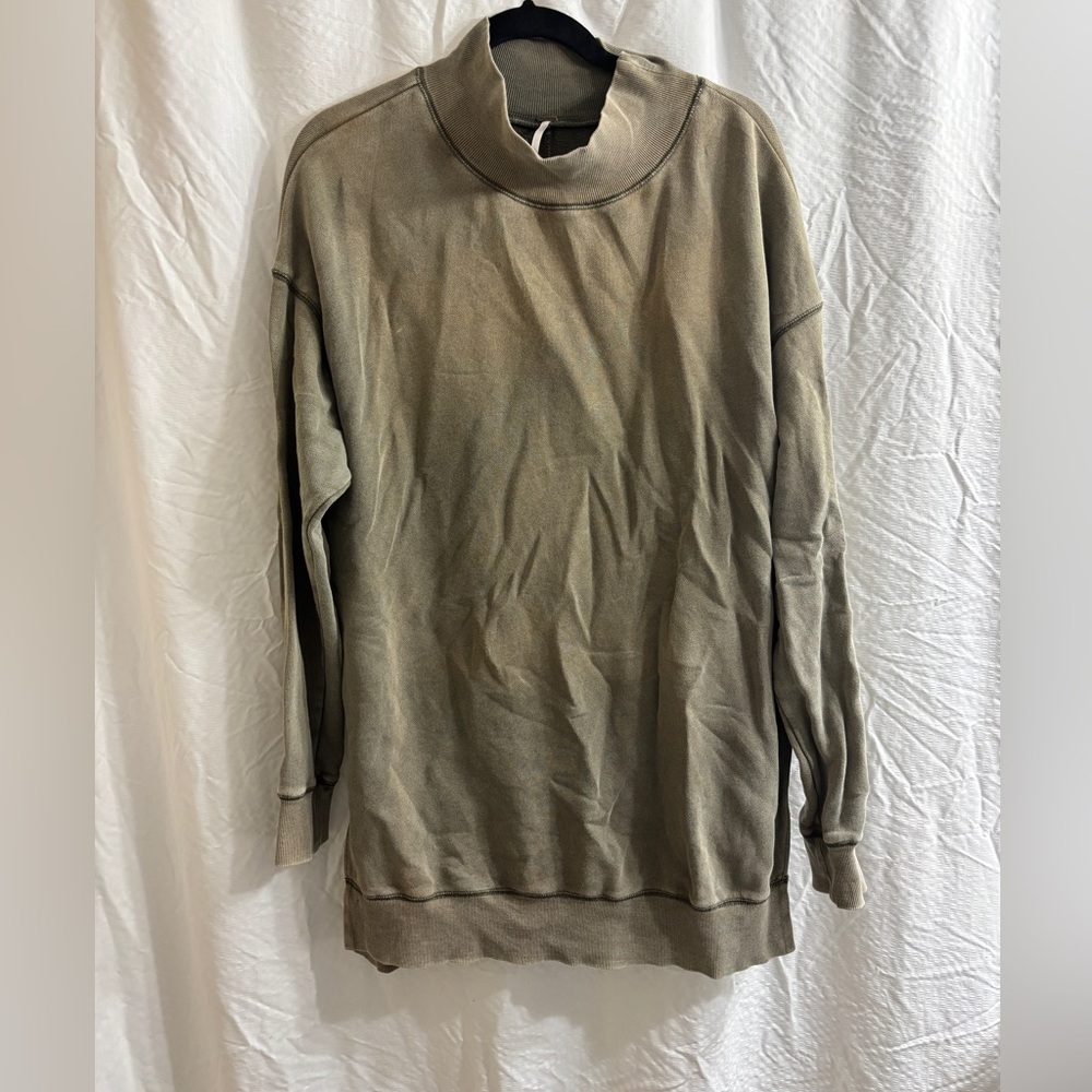 Free People Mock Neck Sweater. Size L.